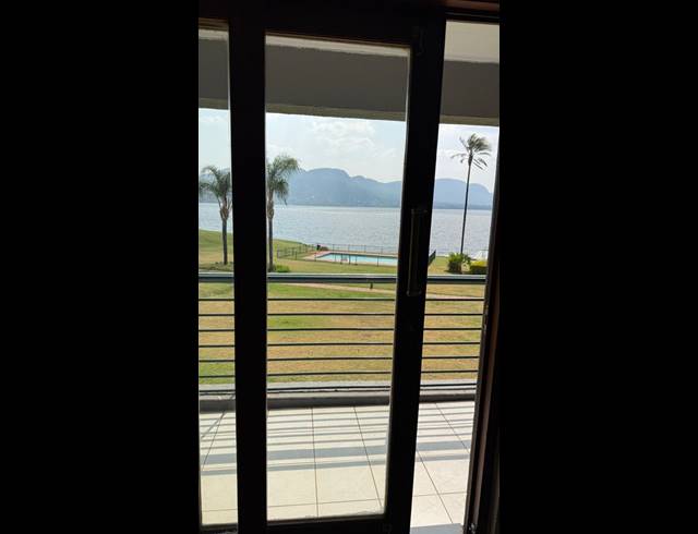 2 BEDROOM APARTMENT FOR SALE IN KEY WEST ESTATE